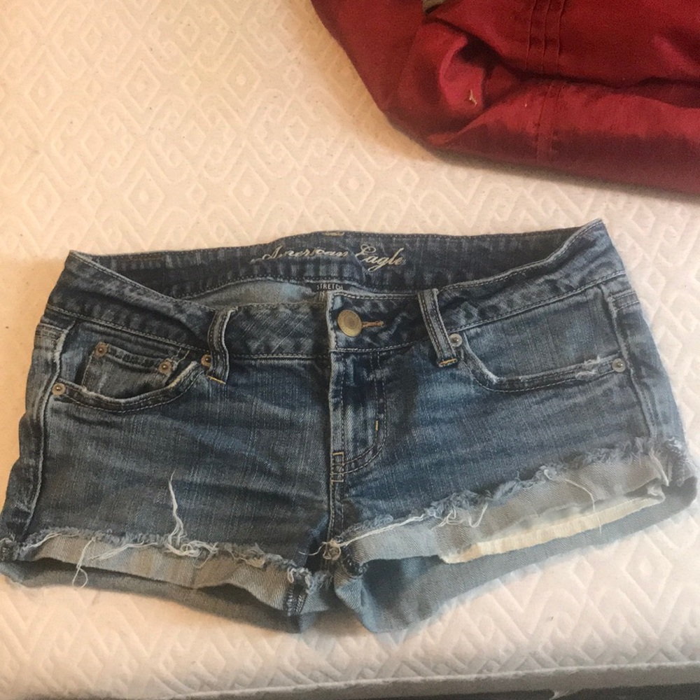 American eagle shorts size 4 x long